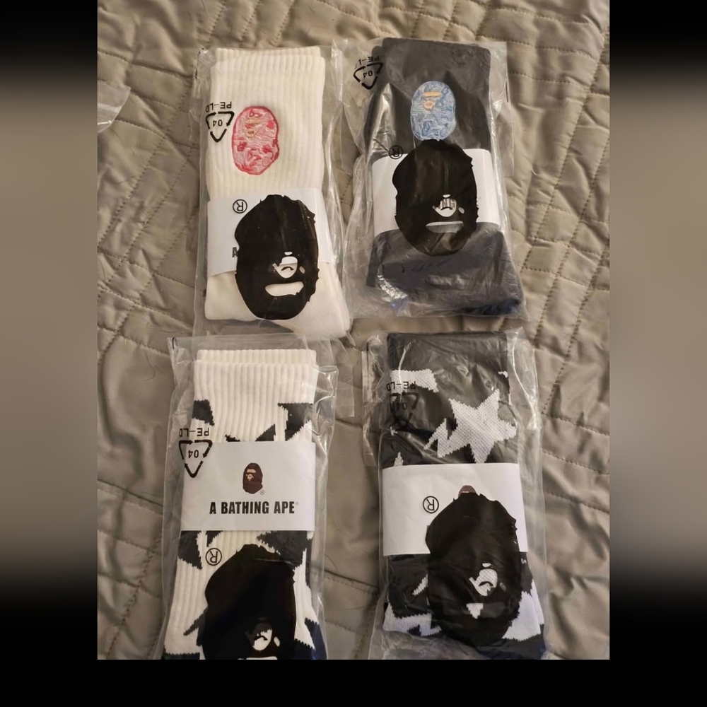 4 PAIRS A Bathing Ape SOCKS BRAND NEW